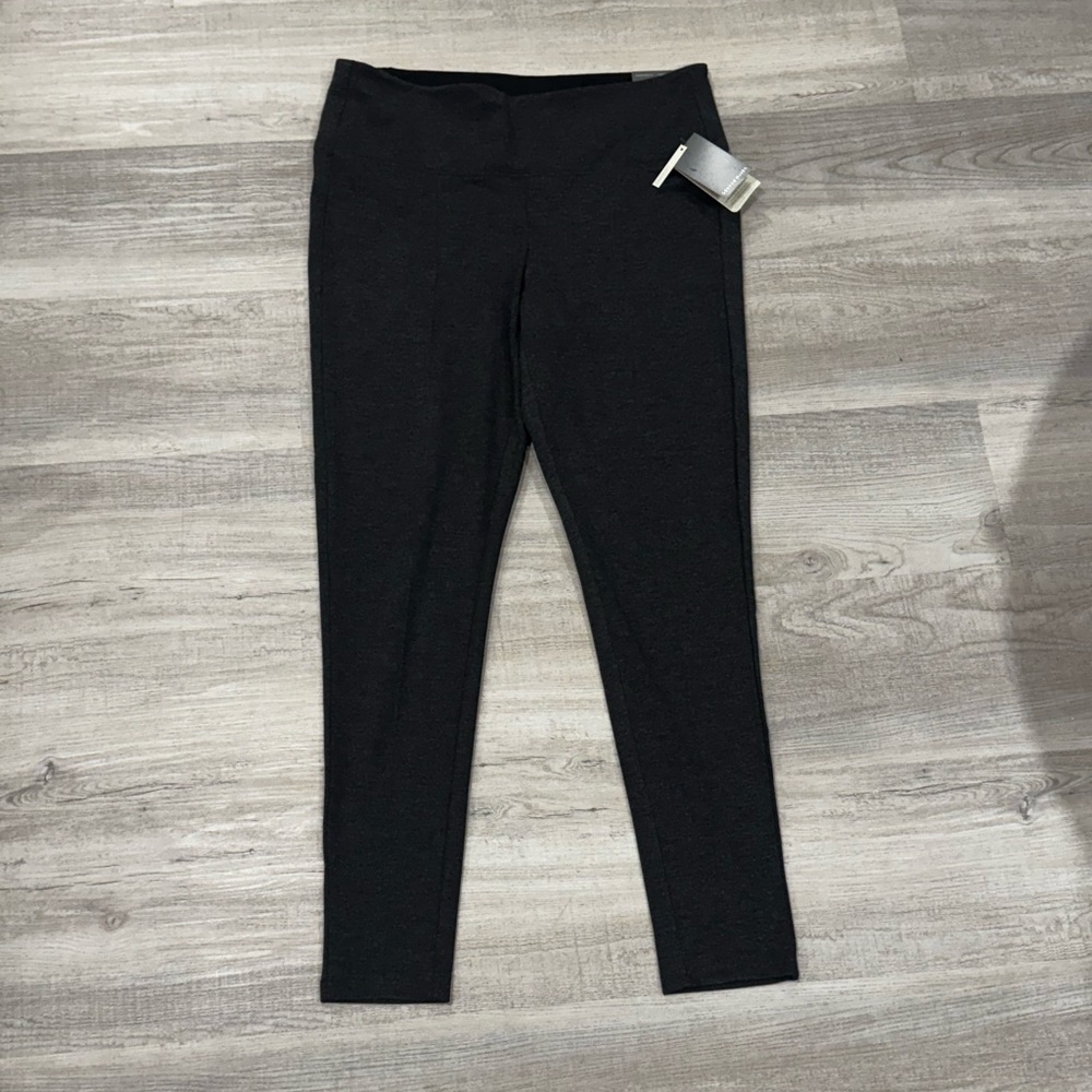 Dark grey leggings
